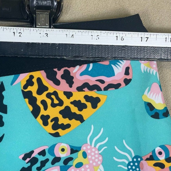 Hurley Phantom Swim Trunk Mens 32 Multicolor Animal Print Drawstring Waist - Picture 3 of 12